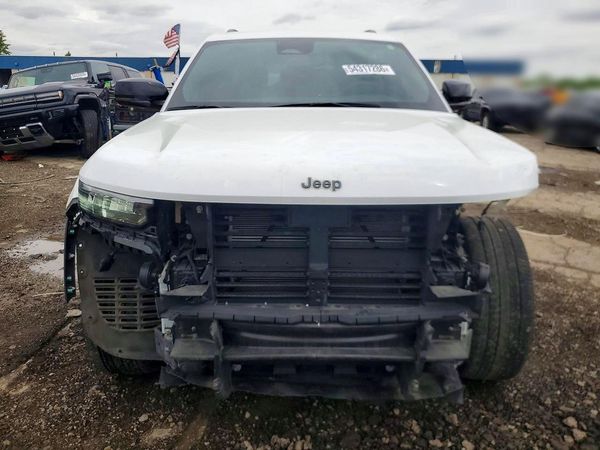 2023 JEEP GRAND CHEROKEE L LAREDO 4X4