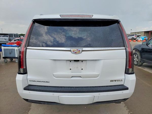 2018 CADILLAC ESCALADE Premium Luxury