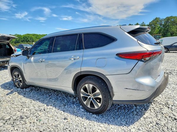 2020 TOYOTA HIGHLANDER XLE Nav