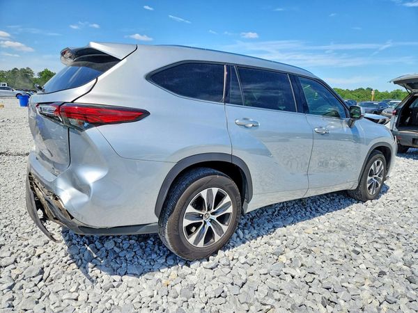 2020 TOYOTA HIGHLANDER XLE Nav