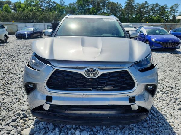 2020 TOYOTA HIGHLANDER XLE Nav