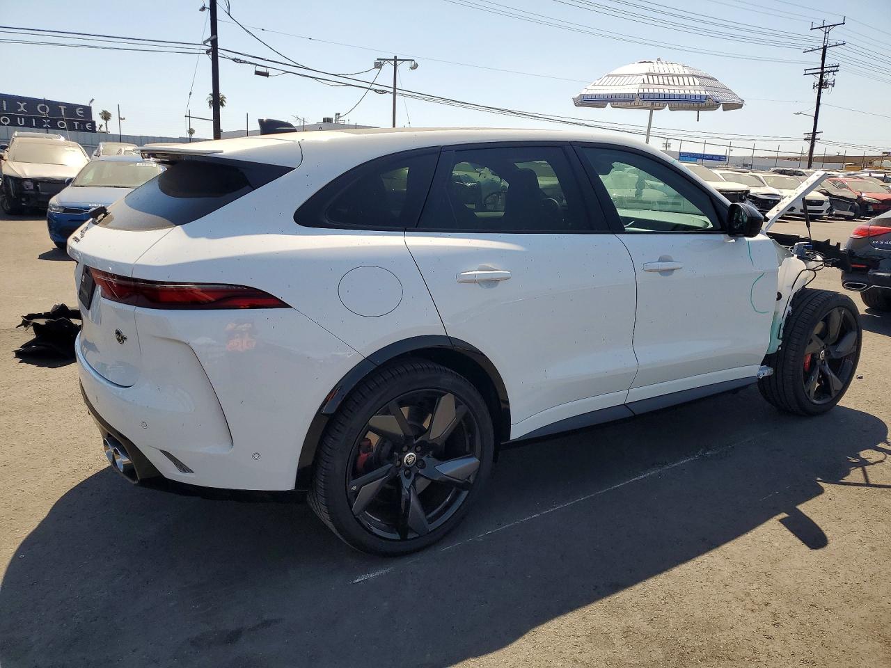 2025 JAGUAR F-PACE SVR 575 EDITION