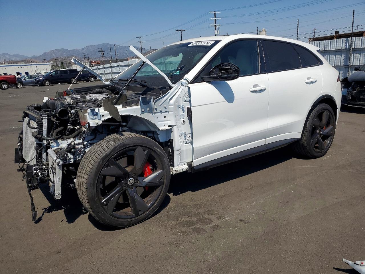 2025 JAGUAR F-PACE SVR 575 EDITION