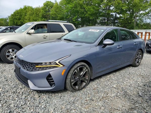 2022 KIA K5