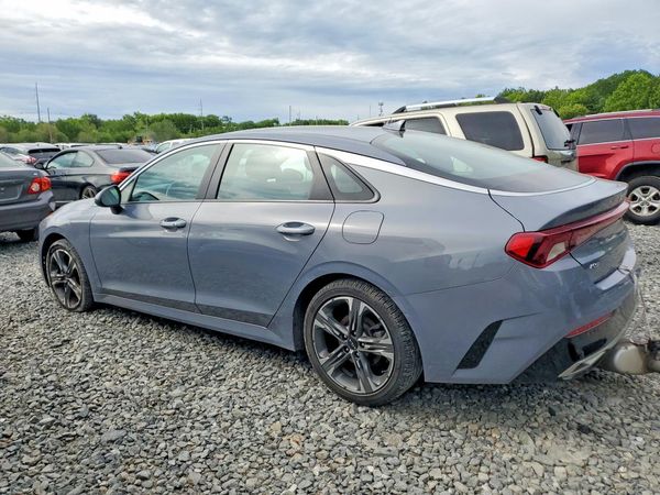 2022 KIA K5