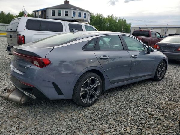 2022 KIA K5
