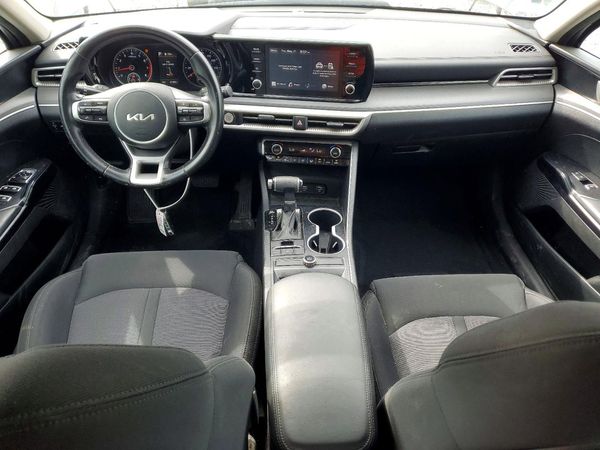 2022 KIA K5