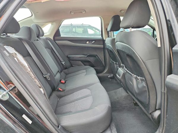 2022 KIA K5 LXS