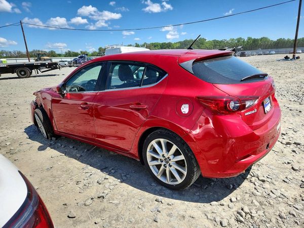 2017 MAZDA 3
