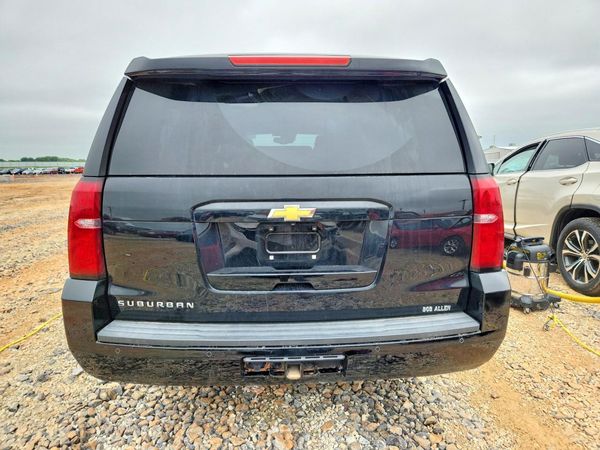 2015 CHEVROLET SUBURBAN LT