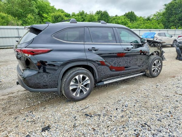 2024 TOYOTA HIGHLANDER