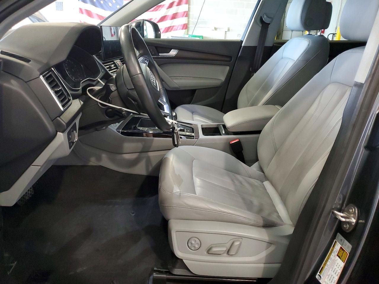 2022 AUDI Q5 S Line quattro Premium