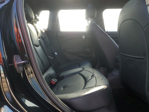 2015 MINI COOPER