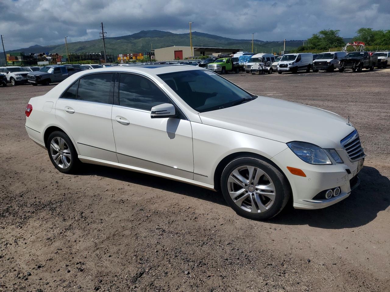 2011 MERCEDES-BENZ E E350