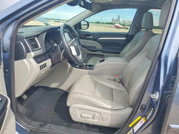 2018 TOYOTA HIGHLANDER SE/XLE