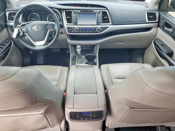 2018 TOYOTA HIGHLANDER SE/XLE