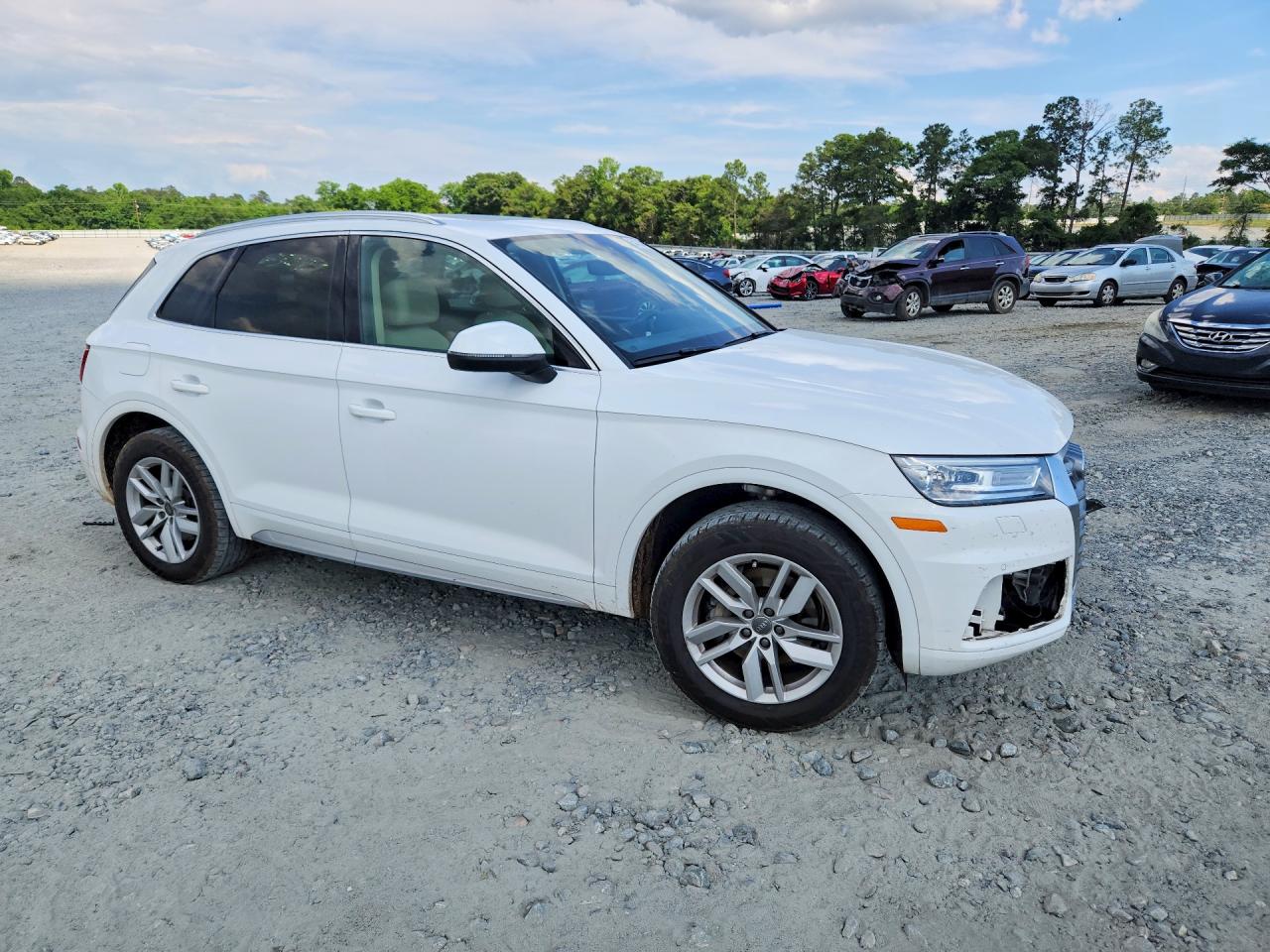 2020 AUDI Q5 quattro Premium