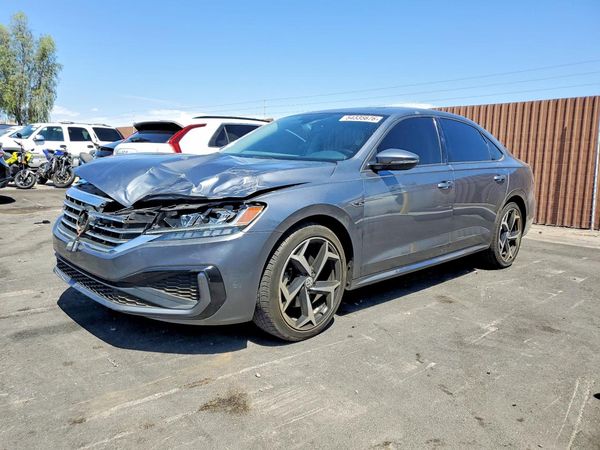 2020 VOLKSWAGEN PASSAT R-Line