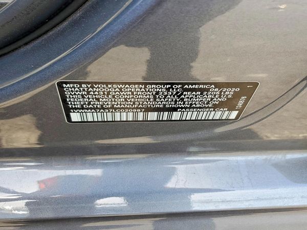 2020 VOLKSWAGEN PASSAT R-Line