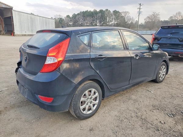 2013 HYUNDAI ACCENT GLS, GS
