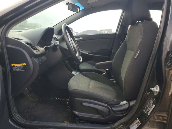 2013 HYUNDAI ACCENT GLS, GS