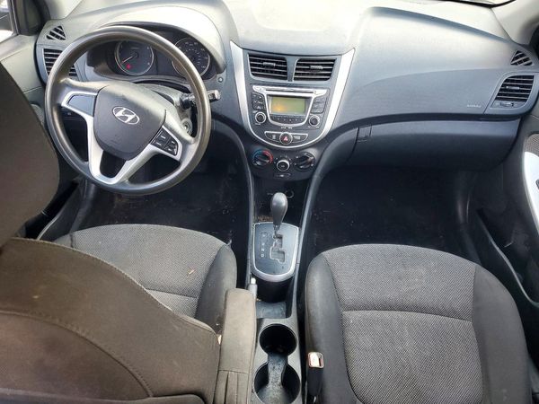 2013 HYUNDAI ACCENT GLS, GS