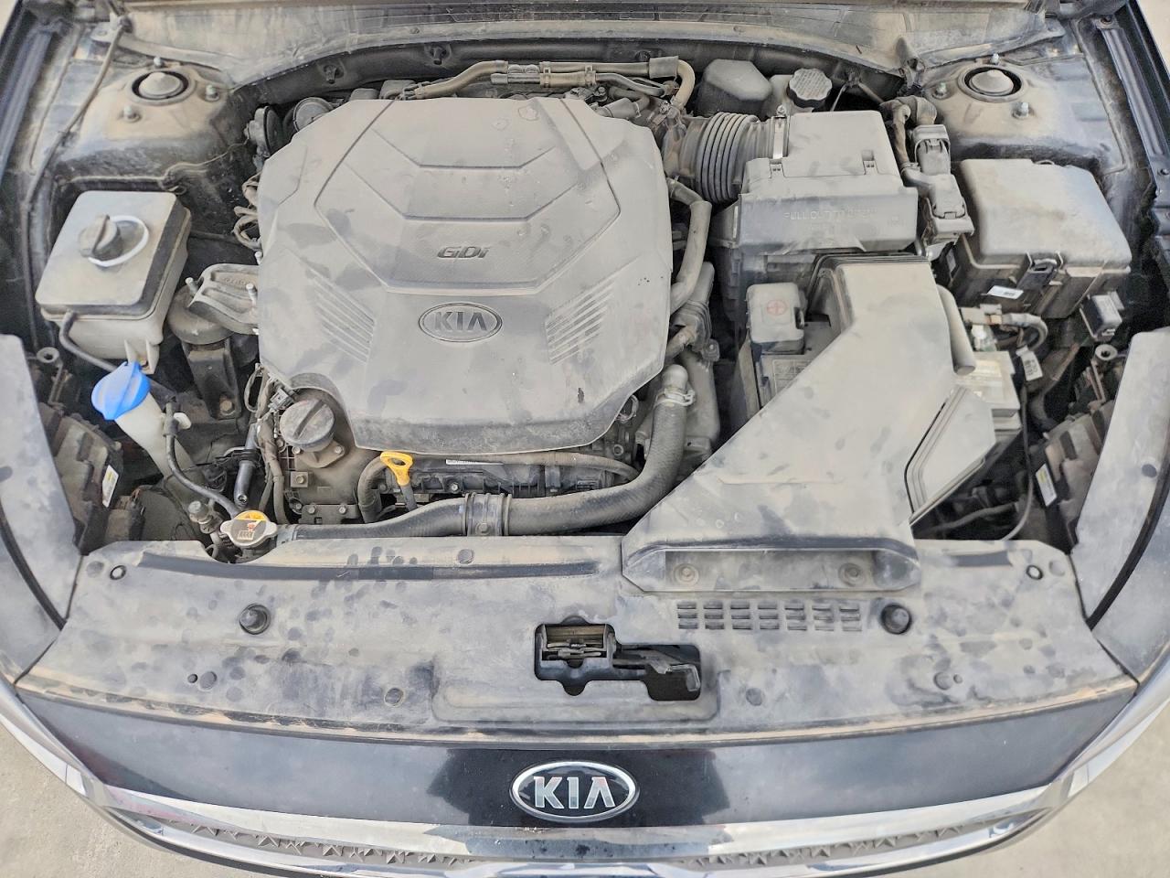 2018 KIA CADENZA Premium (Base)