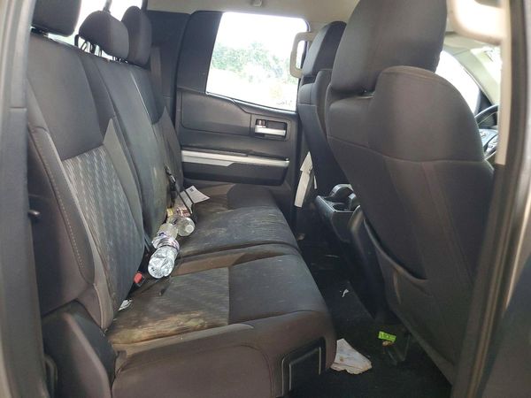 2018 TOYOTA TUNDRA SR/SR5