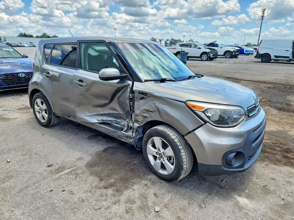 2018 KIA SOUL Base