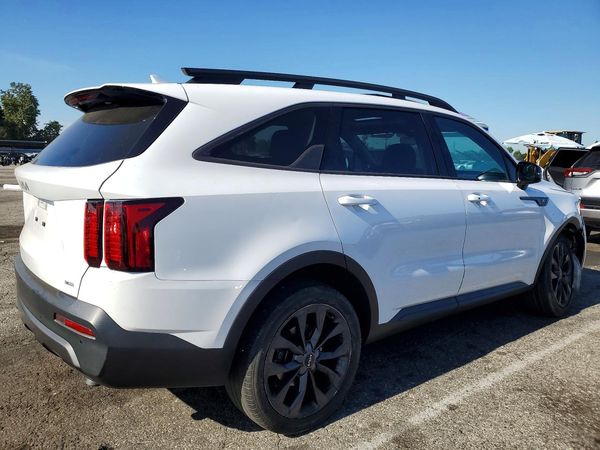 2023 KIA SORENTO EX
