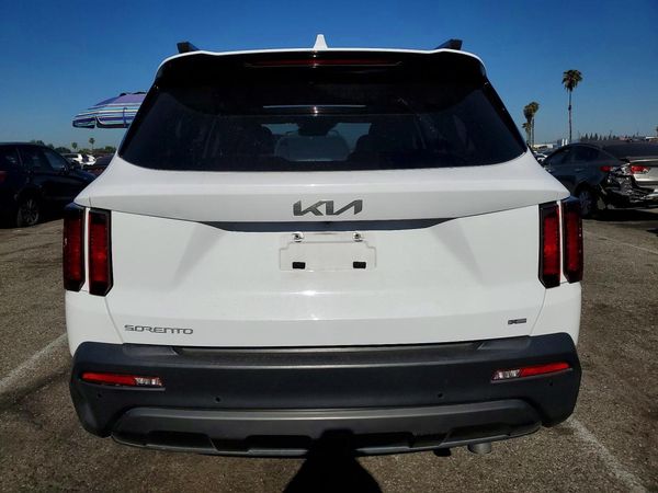 2023 KIA SORENTO EX
