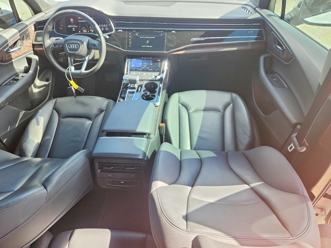 2022 AUDI Q7 quattro Premium Plus