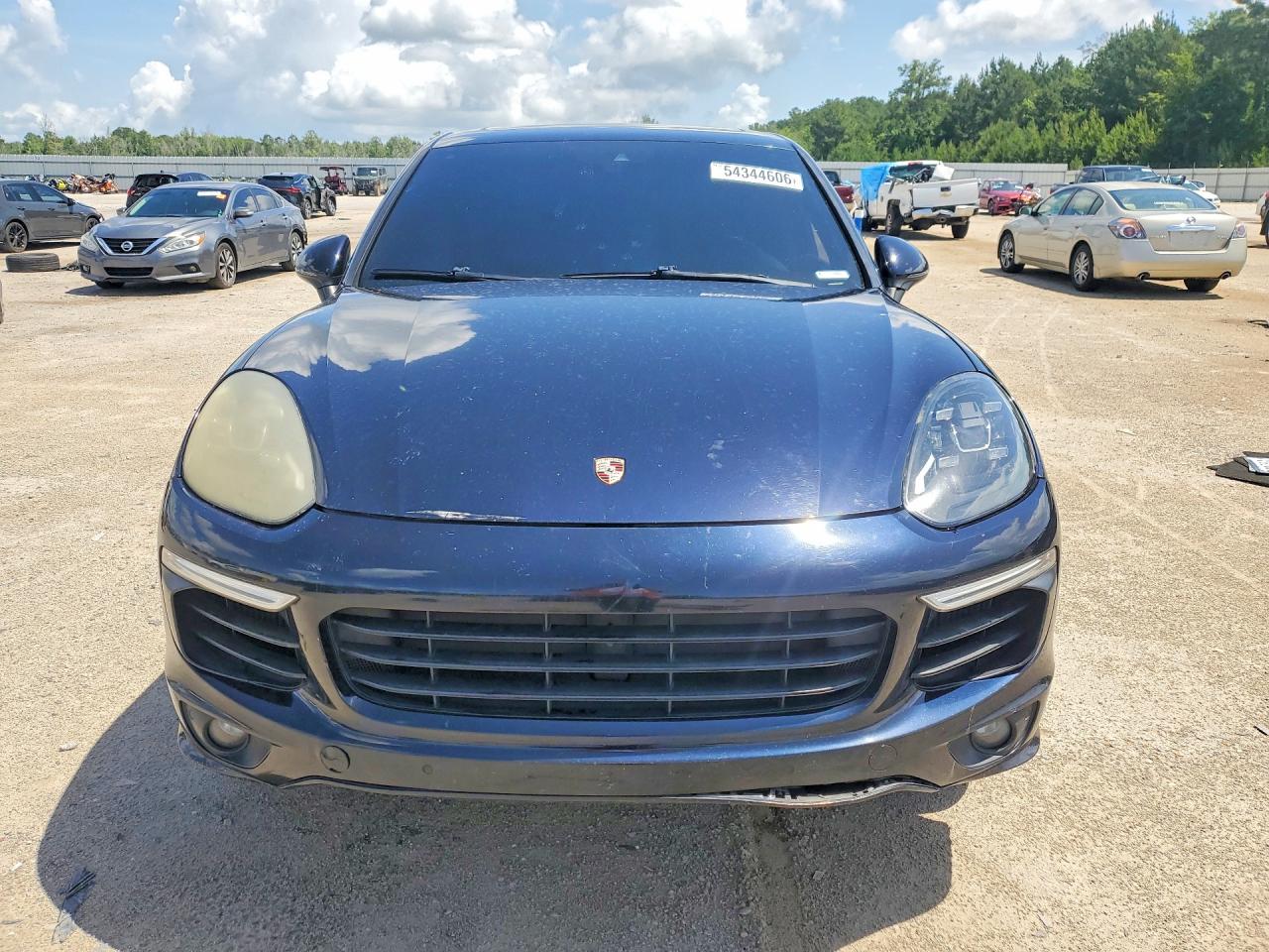2016 PORSCHE CAYENNE