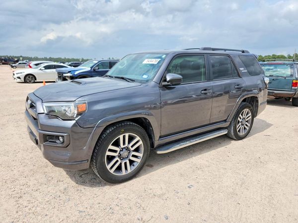 2023 TOYOTA 4RUNNER TRD Sport