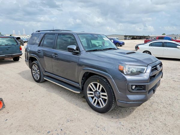 2023 TOYOTA 4RUNNER TRD Sport