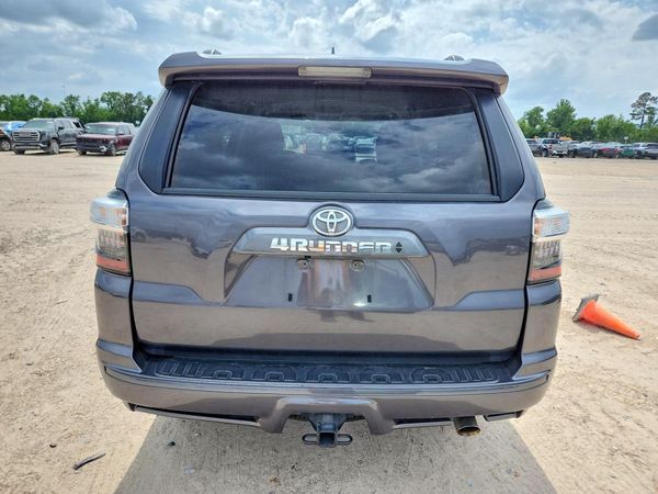 2023 TOYOTA 4RUNNER TRD Sport