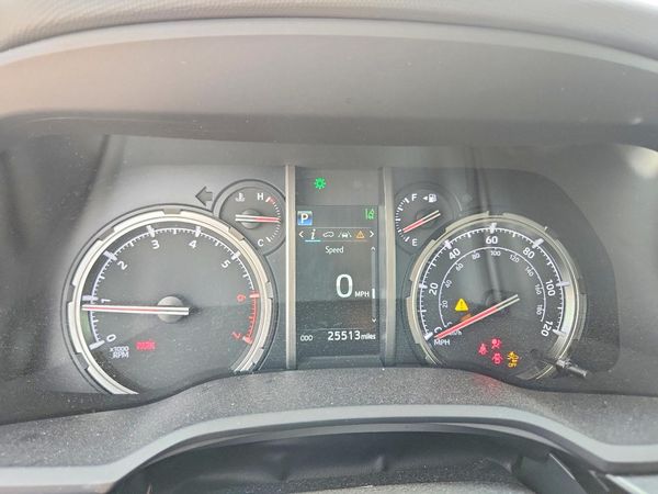 2023 TOYOTA 4RUNNER TRD Sport