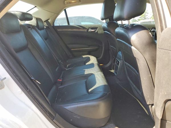 2022 CHRYSLER 300 Touring L