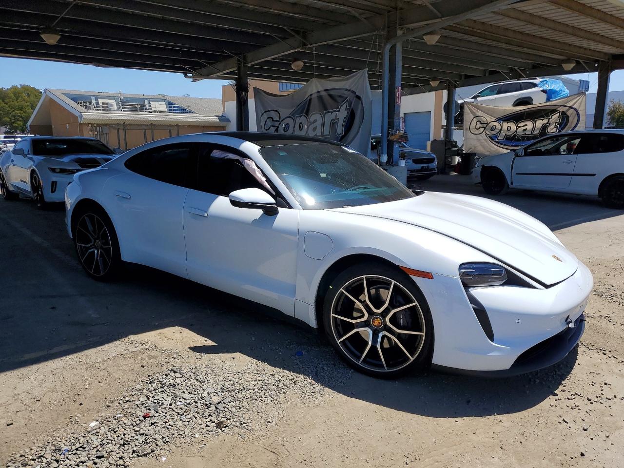2023 PORSCHE TAYCAN
