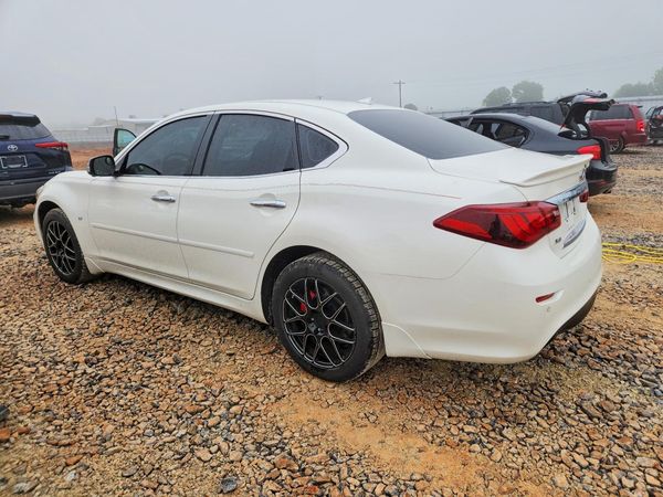 2019 INFINITI Q70