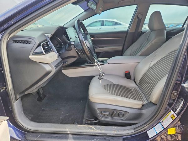 2022 TOYOTA CAMRY SE — DENT