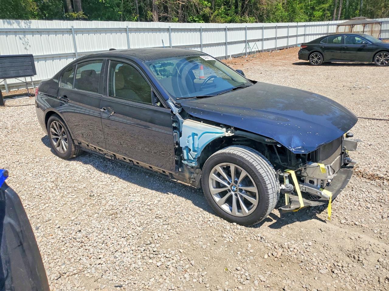 2016 BMW 320