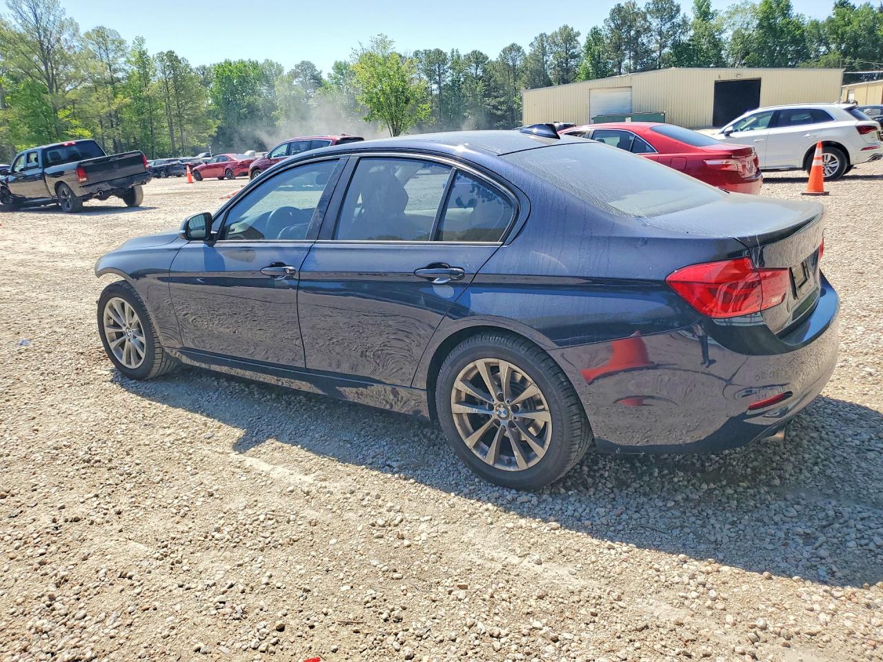 2016 BMW 320