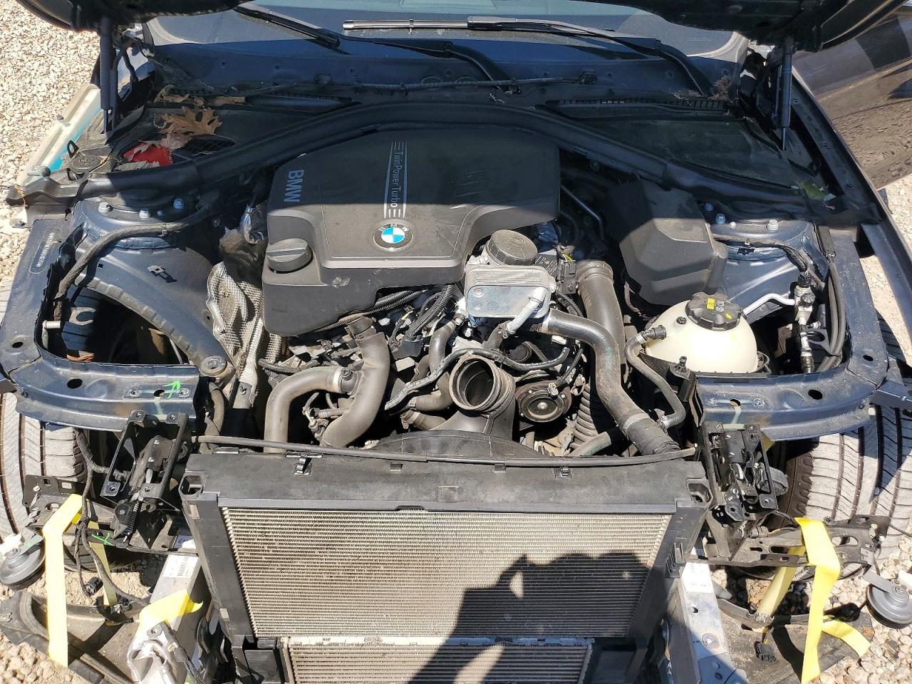 2016 BMW 320