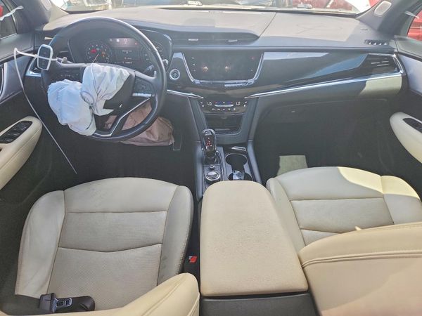 2023 CADILLAC XT6 Sport