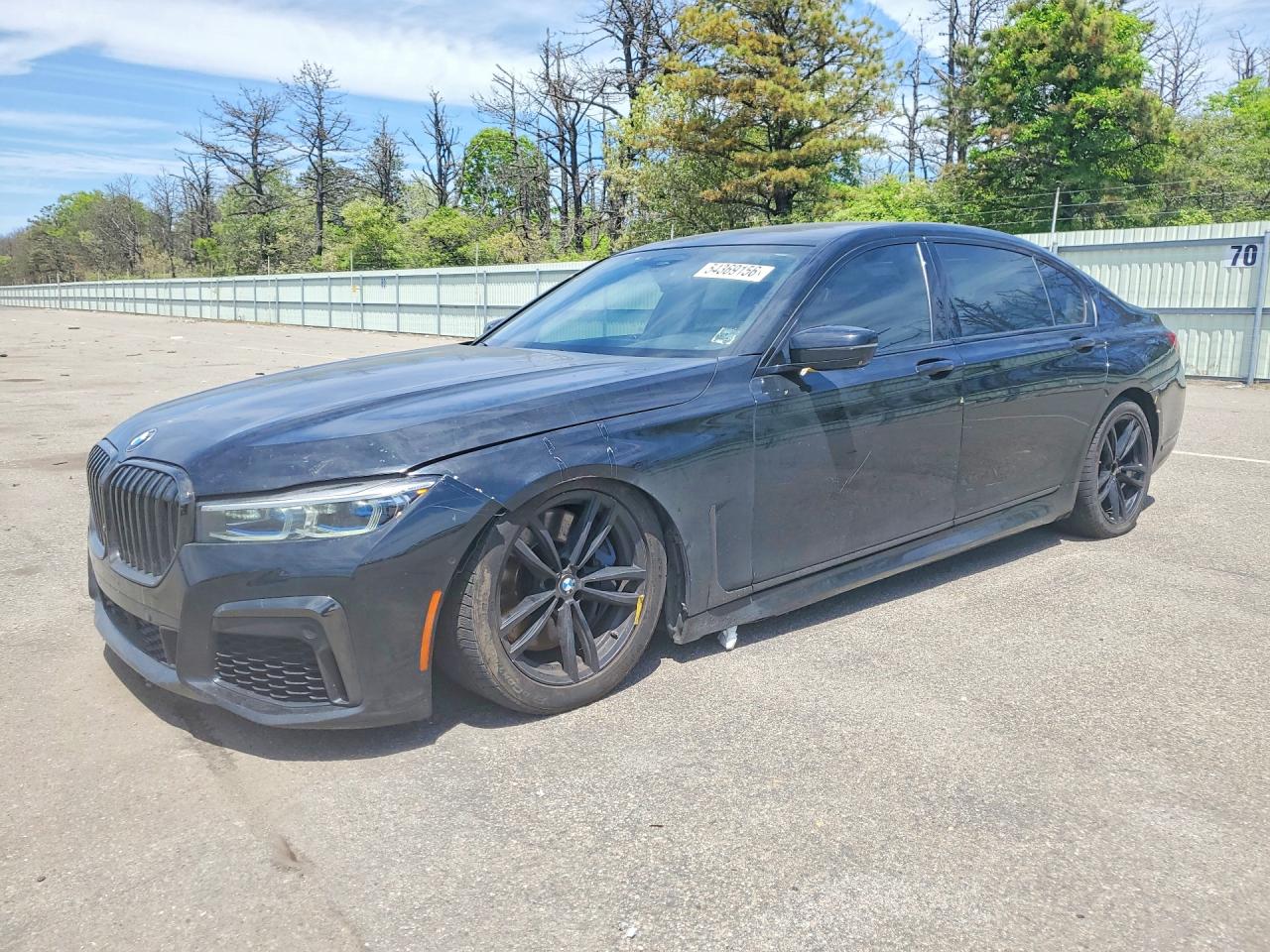 2020 BMW 750