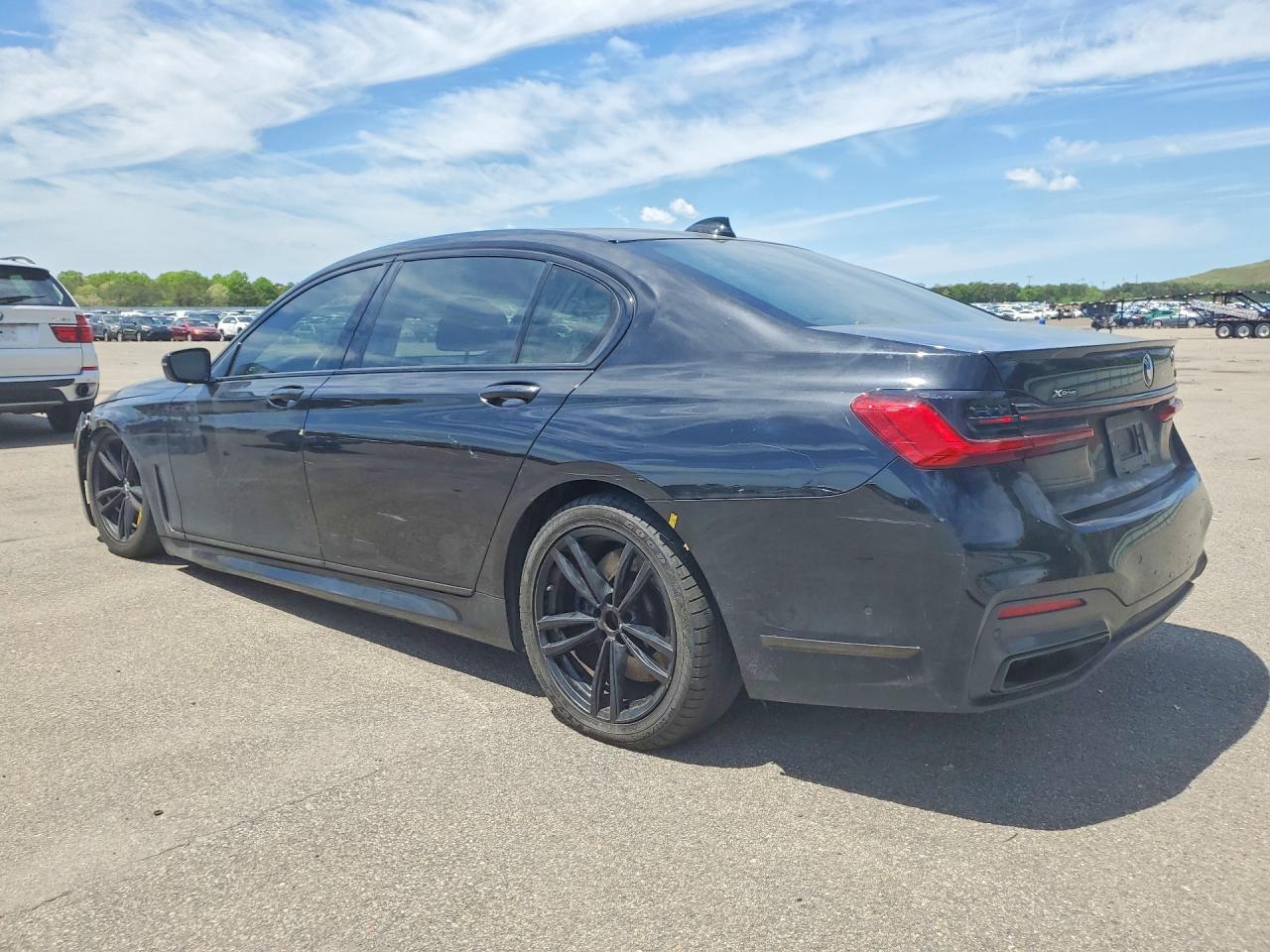 2020 BMW 750
