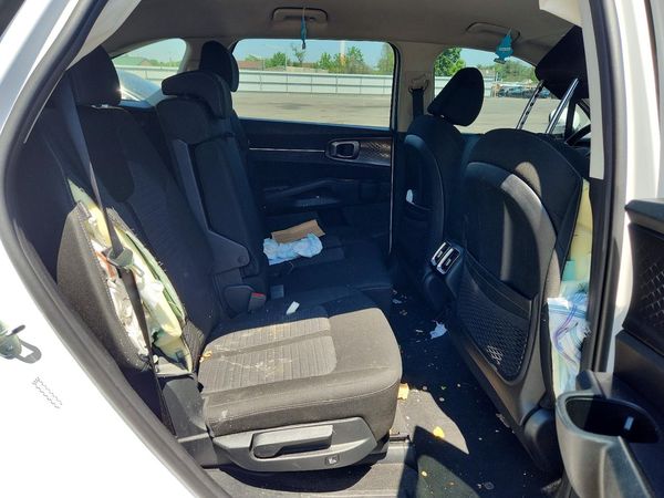 2025 KIA SORENTO