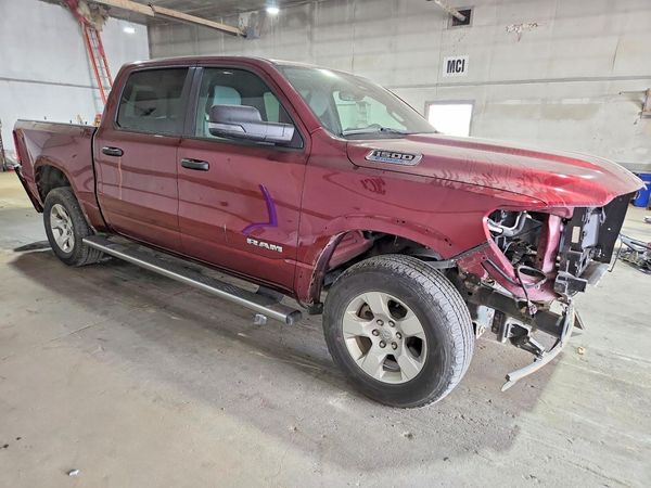 2025 RAM 1500 Big Horn/Lonestar
