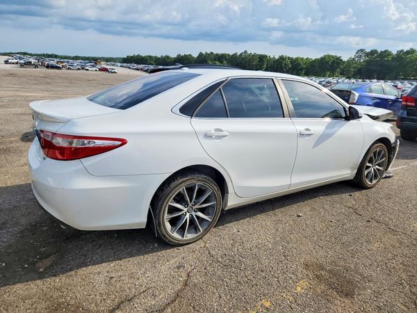 2017 TOYOTA CAMRY